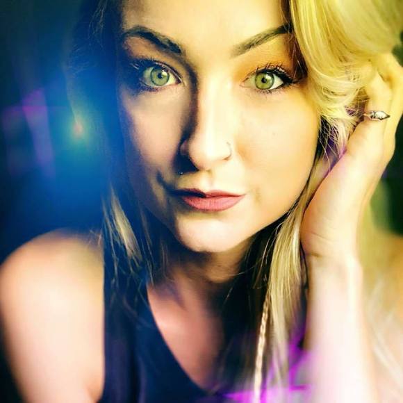 Meet your Posher, Brandi - Picture 1 of 1